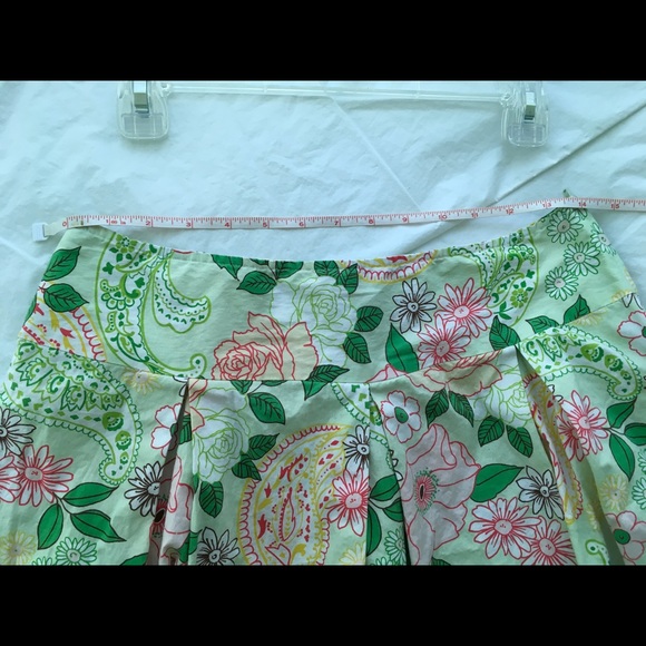 Adorable pleated skirt by Diva licious M - Picture 4 of 5